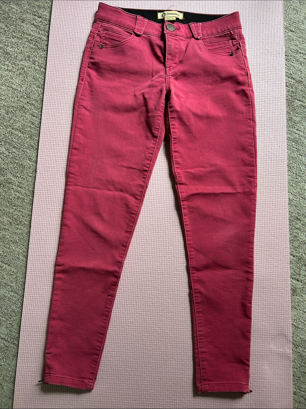 Democracy Skinny Jeans in Raspberry - Picture 5 of 5
